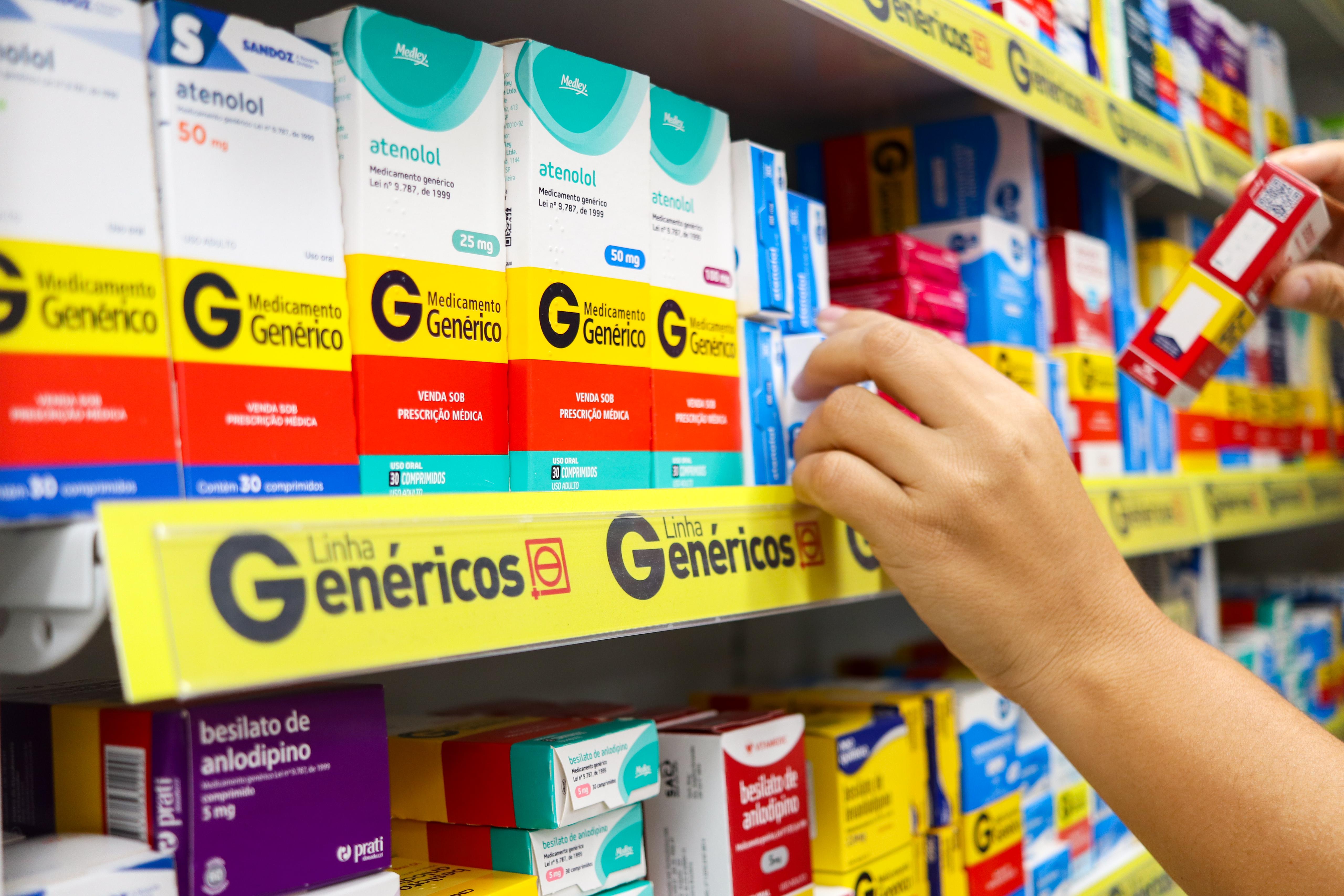 Os preços mais baixos dos genéricos já representam uma economia de cerca de R$ 300 bilhões para o bolso dos brasileiros, de acordo com a PróGenéricos/Foto: Ruan Pablo/DP Os preços mais baixos dos genéricos já representam uma economia de cerca de R$ 300 bilhões para o bolso dos brasileiros, de acordo com a PróGenéricos/Foto: Ruan Pablo/DP