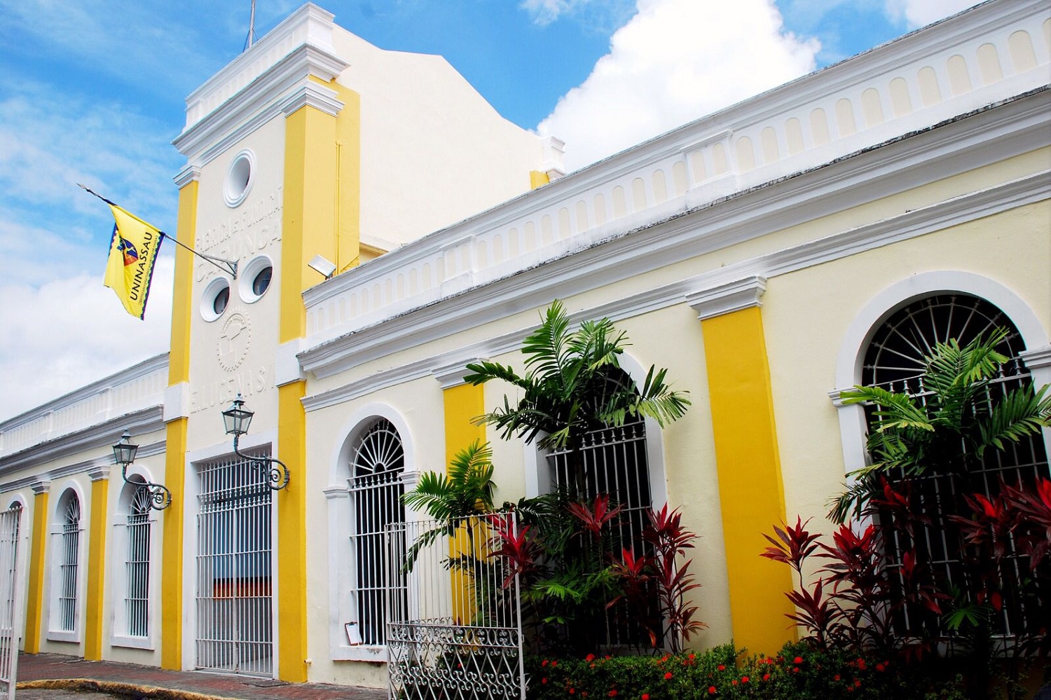 A Uninassau Graças, no Recife, é uma das unidades que ofertam o mutirão de serviços gratuitos à população/Foto: Divulgação/Uninassau A Uninassau Graças, no Recife, é uma das unidades que ofertam o mutirão de serviços gratuitos à população/Foto: Divulgação/Uninassau