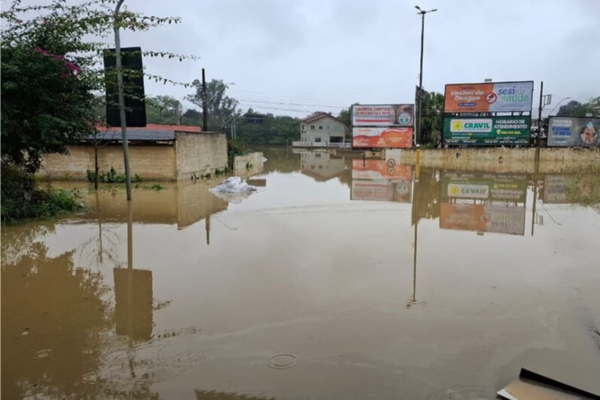 Cidade de Rio do Sul, em Santa Catarina, tem 483 desabrigados devido às chuvas/Crédito: Defesa Civil/Divulgação Cidade de Rio do Sul, em Santa Catarina, tem 483 desabrigados devido às chuvas/Crédito: Defesa Civil/Divulgação
