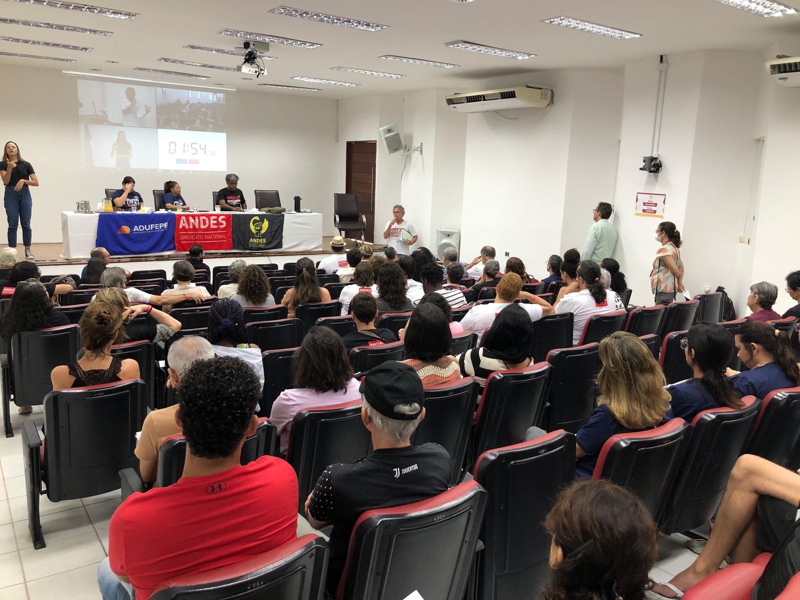 Professores da UFPE farão assembleia na sexta/Foto/ Cortesia