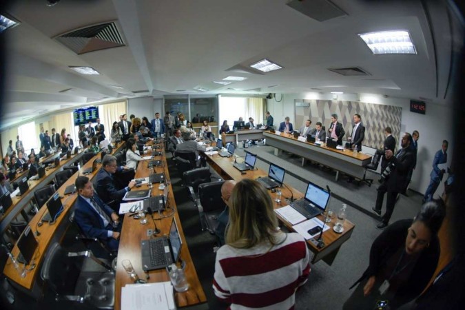 "É uma opção que estamos entregando para a sociedade, para reduzir o número altíssimo de crimes sexuais nesse país", afirma o autor da proposta senador Styvenson Valentim/Foto: Saulo Cruz/Agência Senado