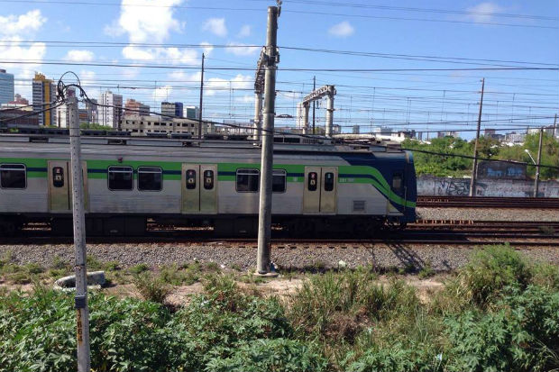 O atropelamento aconteceu nos trilhos entre as estações Joana Bezerra e Recife/Foto: Arquivo