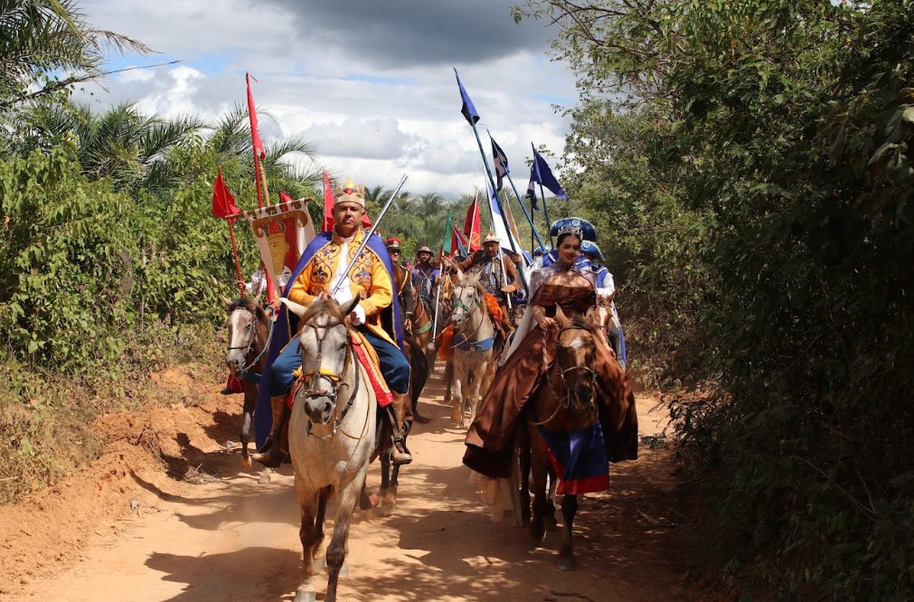 A Cavalgada foi inspirada em obra do escritor Ariano Suassuna/foto: Saminina Comunicação A Cavalgada foi inspirada em obra do escritor Ariano Suassuna/foto: Saminina Comunicação