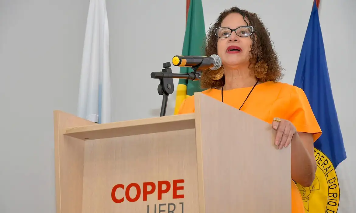 A desincompatibilização do cargo no Ministério da Ciência, Tecnologia e Inovação pode indicar o futuro de Luciana Santos nas eleições/Divulgação A desincompatibilização do cargo no Ministério da Ciência, Tecnologia e Inovação pode indicar o futuro de Luciana Santos nas eleições/Divulgação