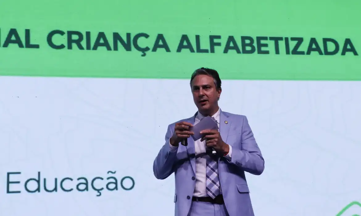 Camilo Santana, ministro da Educação/Foto: Valter Campanato/Agência Brasil Camilo Santana, ministro da Educação/Foto: Valter Campanato/Agência Brasil