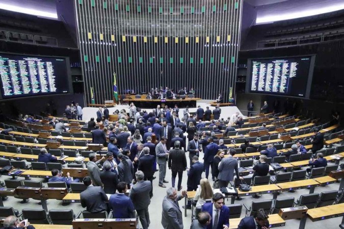 Discussão e votação de propostas na Câmara dos Deputados/foto: Zeca Ribeiro/Câmara dos Deputados Discussão e votação de propostas na Câmara dos Deputados/foto: Zeca Ribeiro/Câmara dos Deputados