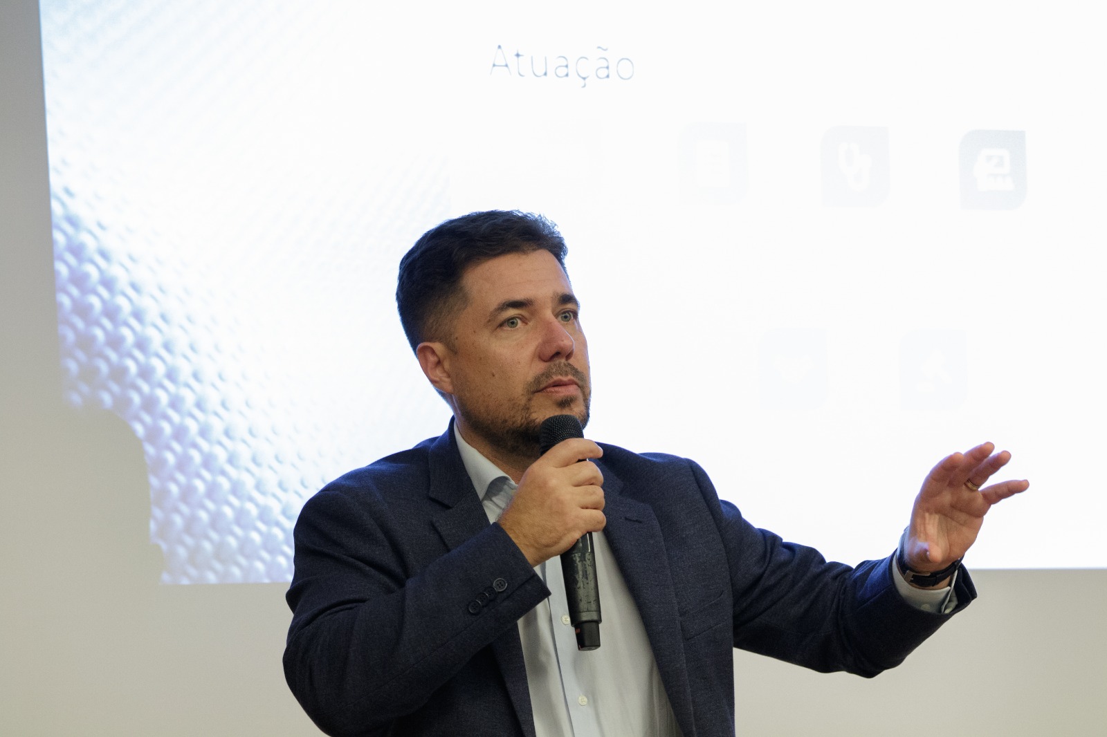 Casos recentes impulsionaram o debate na Câmara dos Deputados para que fosse criada uma Comissão Parlamentar de Inquérito com o objetivo de apurar os fatos que acometeram clientes de operadoras, como a Amil e Unimed/Foto: Divulgação Casos recentes impulsionaram o debate na Câmara dos Deputados para que fosse criada uma Comissão Parlamentar de Inquérito com o objetivo de apurar os fatos que acometeram clientes de operadoras, como a Amil e Unimed/Foto: Divulgação
