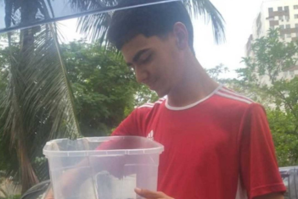 Stanley Pinheiro, de 19 anos, sequestrado por traficantes de Vigário Geral/Crédito: Arquivo Pessoal