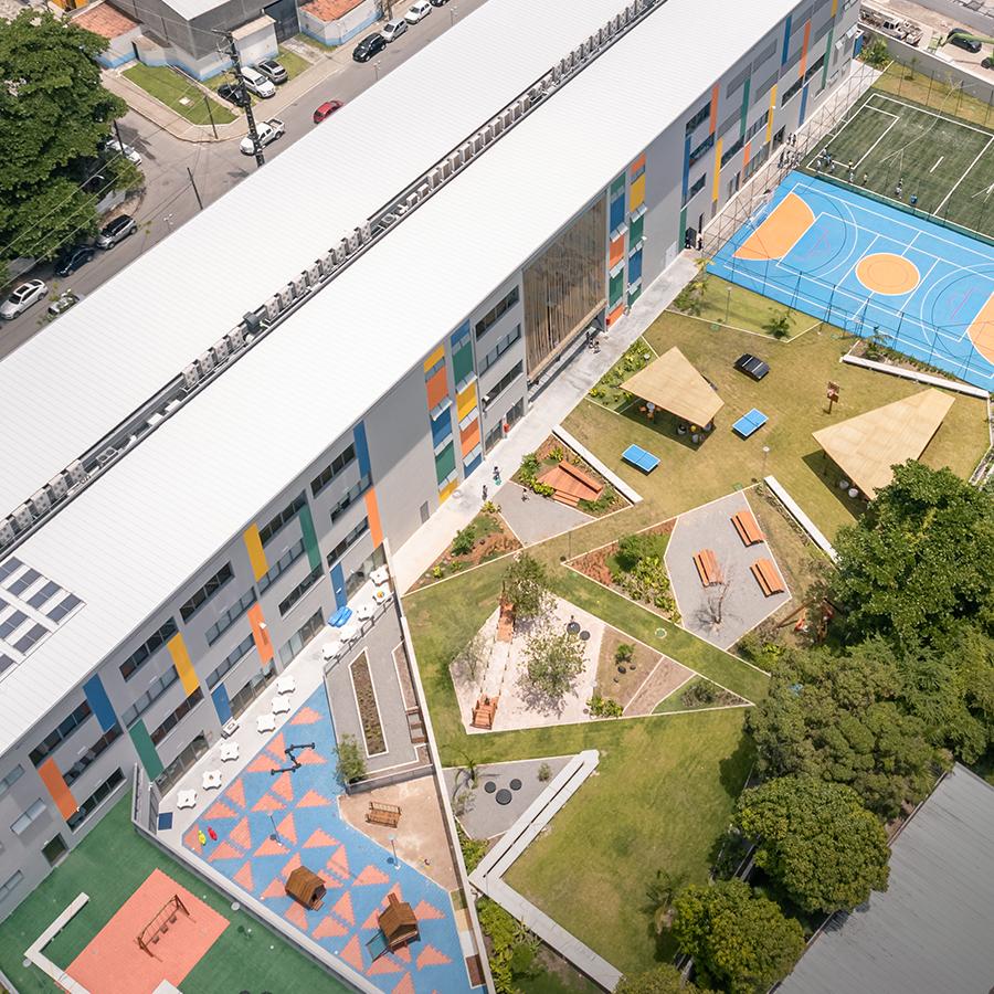 Com 9,6 mil m2, a Escola Eleva Recife atende 750 alunos da educação infantil até o ensino fundamental 2/Reprodução/Escola Eleva Com 9,6 mil m2, a Escola Eleva Recife atende 750 alunos da educação infantil até o ensino fundamental 2/Reprodução/Escola Eleva