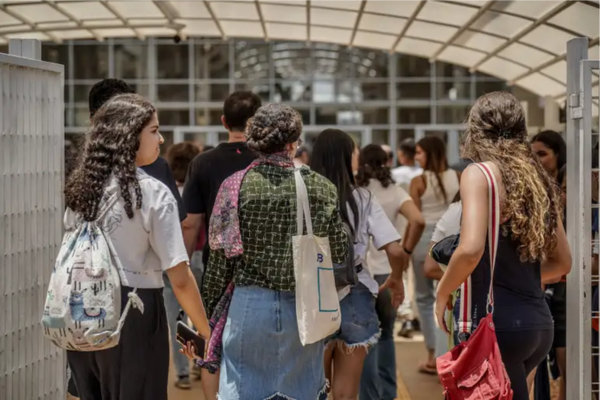 A taxa de inscrição custa R$ 85/Crédito: Rafa Neddermeyer/Agência Brasil