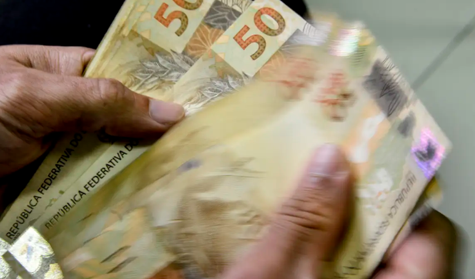 De acordo com a prefeitura de Jaboatão, a medida deve injetar mais de R$ 122 milhões na economia do município, neste período junino/Foto: Marcello Casal Jr/Agência Brasil De acordo com a prefeitura de Jaboatão, a medida deve injetar mais de R$ 122 milhões na economia do município, neste período junino/Foto: Marcello Casal Jr/Agência Brasil