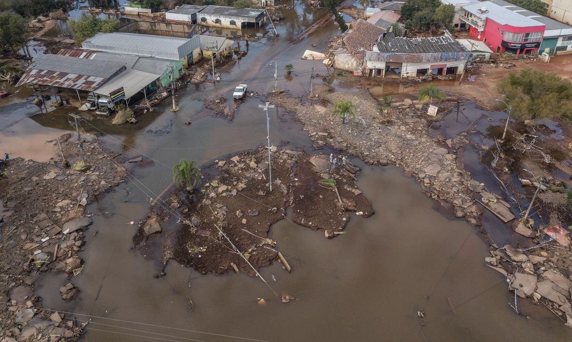 Dois corpos foram encontrados nos municípios de Teutônia e Agudo/foto: Rafa Neddermeyer/Agência Brasil Dois corpos foram encontrados nos municípios de Teutônia e Agudo/foto: Rafa Neddermeyer/Agência Brasil