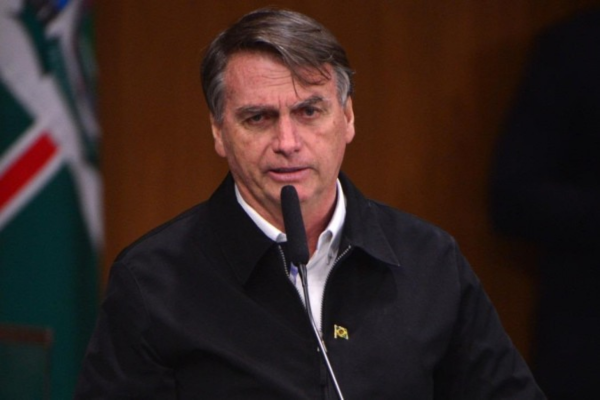 Para Bolsonaro, resultado mostra que ''Europa se cansou da esquerda''/Crédito: Ed Alves/CB/D.A Press Para Bolsonaro, resultado mostra que ''Europa se cansou da esquerda''/Crédito: Ed Alves/CB/D.A Press