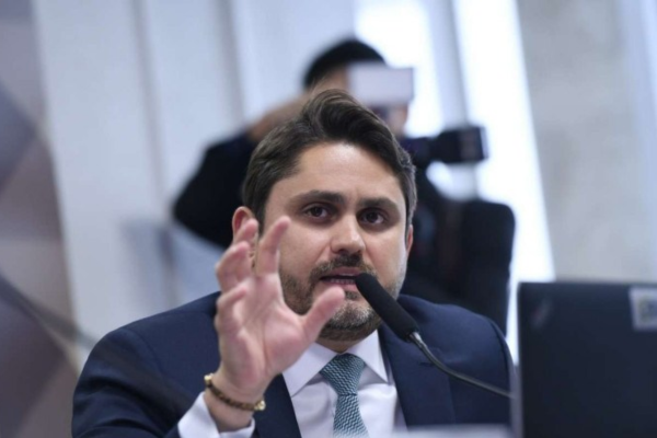 É importante deixar claro que não há nada, absolutamente nada, que envolva minha atuação no Ministério das Comunicações, pautada sempre pela transparência, pela ética e defesa do interesse público", afirmou em nota enviada ao Correio/Crédito: Edilson Rodrigues/Agência Senado É importante deixar claro que não há nada, absolutamente nada, que envolva minha atuação no Ministério das Comunicações, pautada sempre pela transparência, pela ética e defesa do interesse público", afirmou em nota enviada ao Correio/Crédito: Edilson Rodrigues/Agência Senado