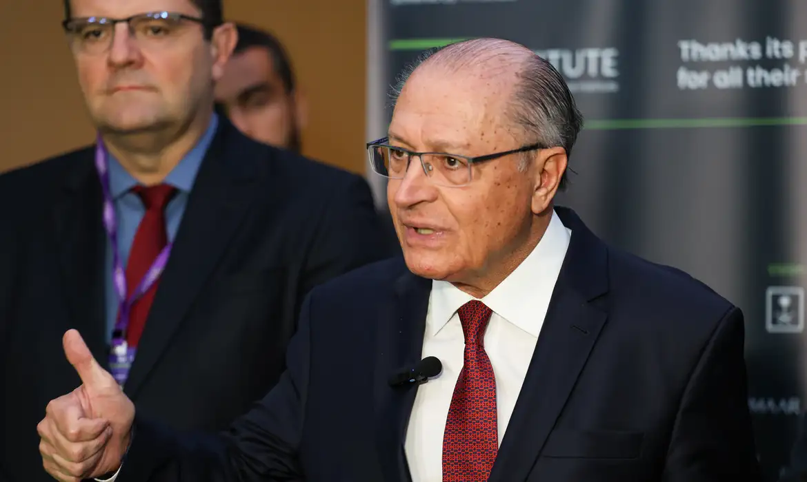 Alckmin afirma que o Brasil está compromissado com o equilíbrio fiscal/foto: Tomaz Silva/Agência Brasil Alckmin afirma que o Brasil está compromissado com o equilíbrio fiscal/foto: Tomaz Silva/Agência Brasil