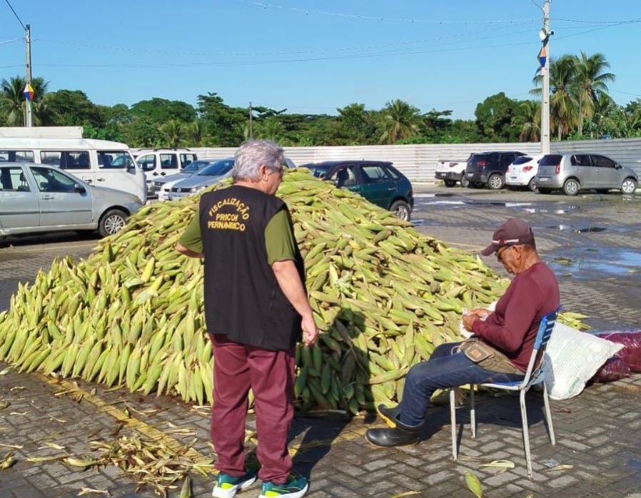 A pesquisa levou em conta diferentes horários e os fiscais fizeram a análise dos preços em três turnos diferentes/Foto: Divulgação/Procon A pesquisa levou em conta diferentes horários e os fiscais fizeram a análise dos preços em três turnos diferentes/Foto: Divulgação/Procon