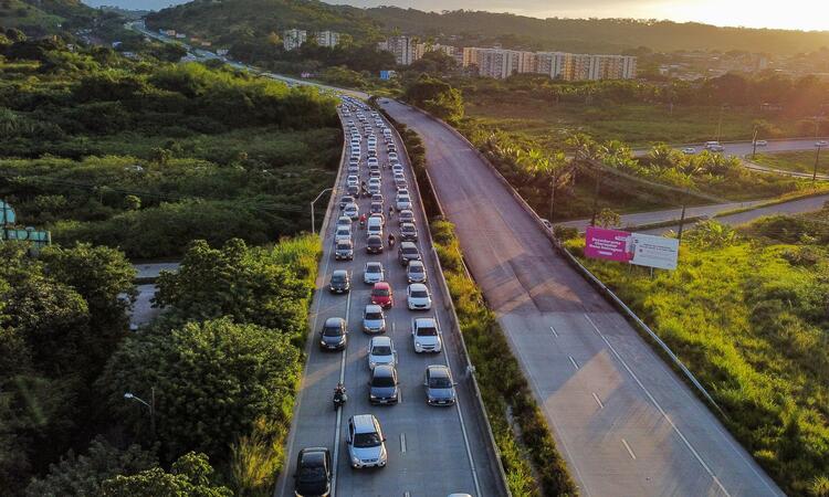 às 17h o fluxo de carros era intenso no Curado, no sentido Recife/Foto: Rafael Vieira/DP Foto às 17h o fluxo de carros era intenso no Curado, no sentido Recife/Foto: Rafael Vieira/DP Foto
