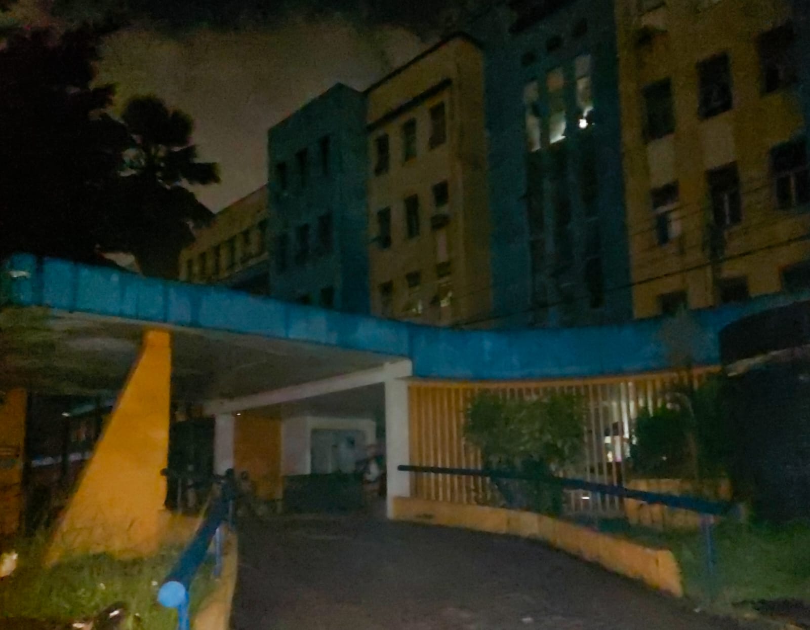 Por meio de nota, a Secretaria de Saúde explicou que a motivação do apagão foi uma falha na distribuição de energia/Foto: Adelmo Lucena/DP Por meio de nota, a Secretaria de Saúde explicou que a motivação do apagão foi uma falha na distribuição de energia/Foto: Adelmo Lucena/DP