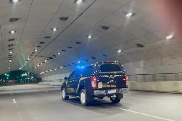 Foram autorizados dois mandados de prisão preventiva e 15 de busca e apreensão no Rio de Janeiro/Crédito: Divulgação/Polícia Federal Foram autorizados dois mandados de prisão preventiva e 15 de busca e apreensão no Rio de Janeiro/Crédito: Divulgação/Polícia Federal