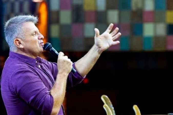 O pastor é acusado pelo enteado de cometer uma série de abusos/foto: Reprodução/Redes Sociais O pastor é acusado pelo enteado de cometer uma série de abusos/foto: Reprodução/Redes Sociais