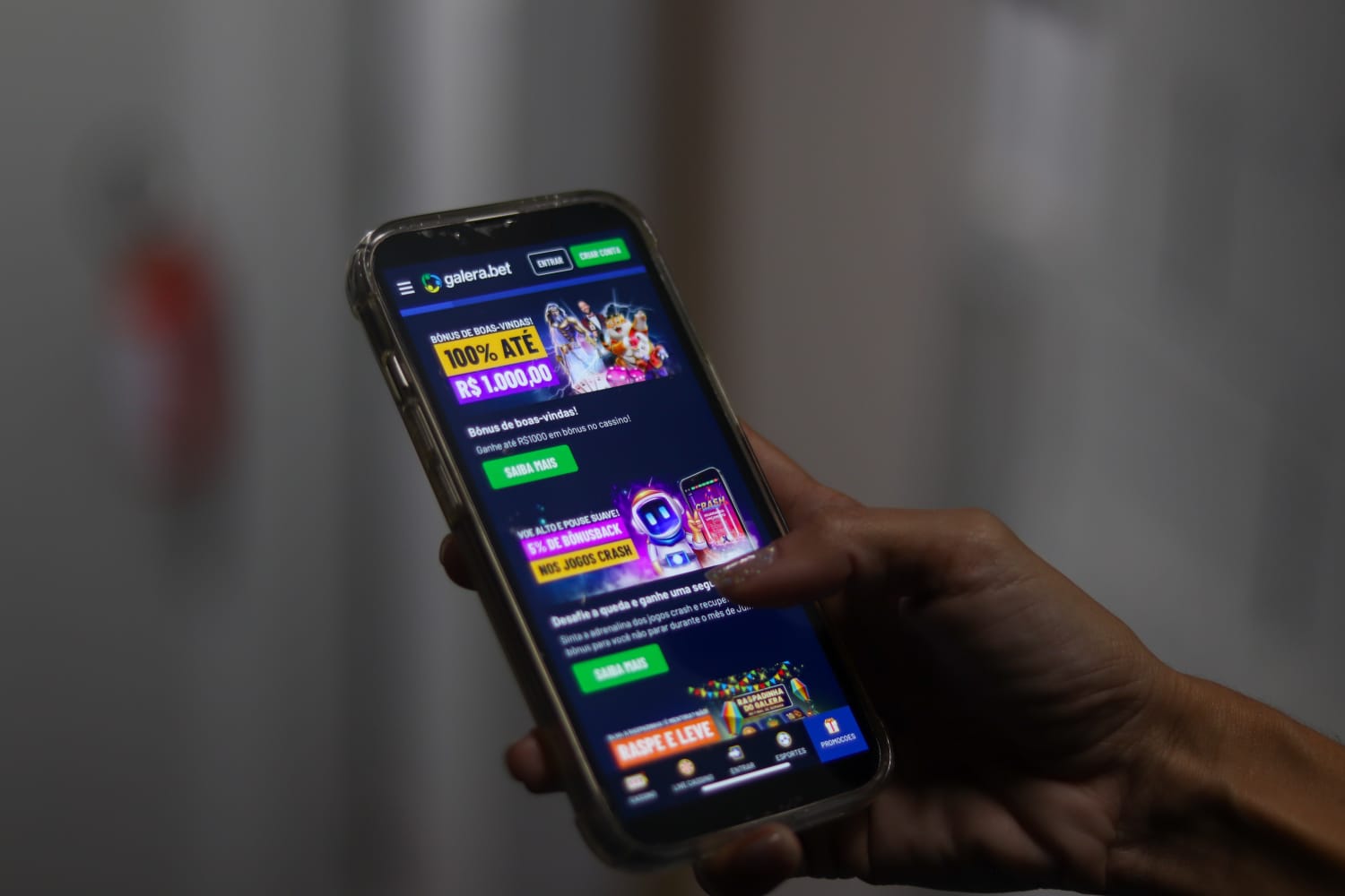 Riscos deste tipo de jogo são altos e, muitas vezes, usuários não percebem a quantidade de dinheiro perdido