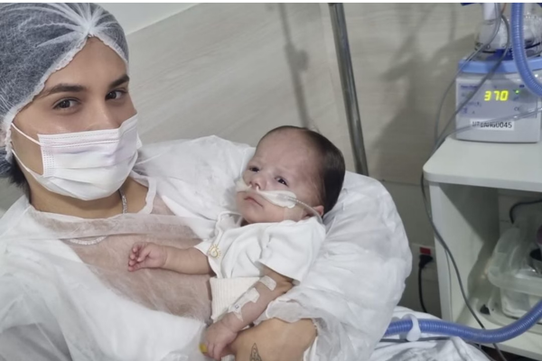 Ingra, esposa de Zé Vaqueiro e Arthur, seu filho que faleceu/Crédito: Instagram / Reprodução Ingra, esposa de Zé Vaqueiro e Arthur, seu filho que faleceu/Crédito: Instagram / Reprodução