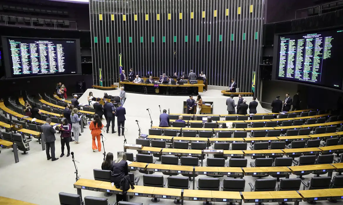 Votação do Projeto de Lei Complementar será nesta quarta-feira (10)/foto: Mário Agra/Câmara dos Deputado Votação do Projeto de Lei Complementar será nesta quarta-feira (10)/foto: Mário Agra/Câmara dos Deputado