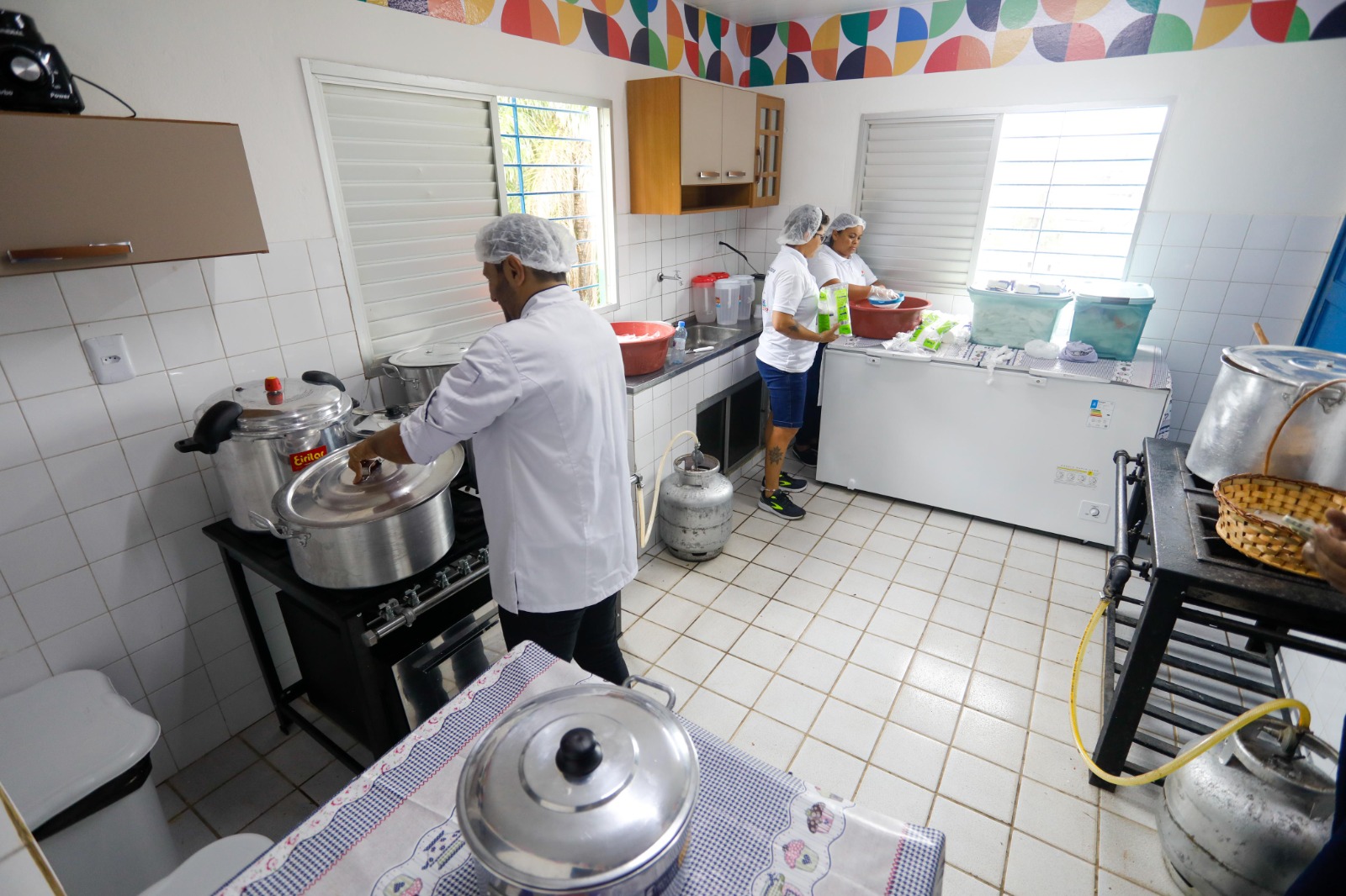 O Governo do Estado tem o objetivo de inaugurar 214 cozinhas comunitárias até o final de 2024/Foto: Miva Filho/Secom O Governo do Estado tem o objetivo de inaugurar 214 cozinhas comunitárias até o final de 2024/Foto: Miva Filho/Secom