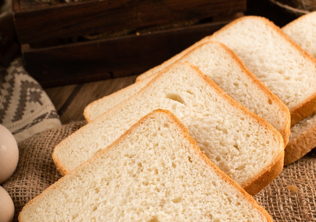 Apenas duas marcas de pão de forma foram aprovados em todas as avaliações/foto: Freepik Apenas duas marcas de pão de forma foram aprovados em todas as avaliações/foto: Freepik