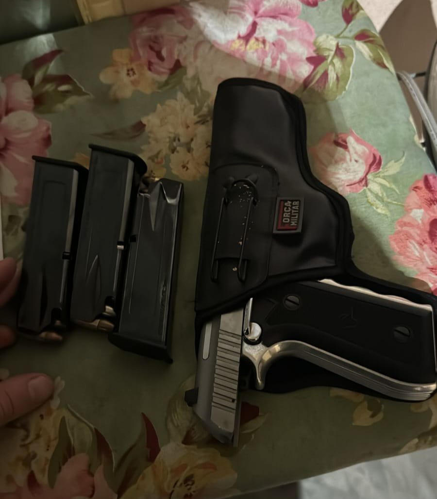 Arma foi apreendida durante operação nesta sexta/Foto: Polícia Civil Arma foi apreendida durante operação nesta sexta/Foto: Polícia Civil