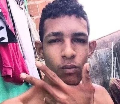 A vítima foi identificada como Rywson Ruan Alves da Silva, de 23 anos/Foto: Reprodução/Redes Sociais A vítima foi identificada como Rywson Ruan Alves da Silva, de 23 anos/Foto: Reprodução/Redes Sociais