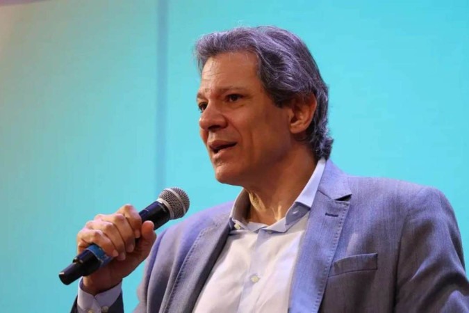 Haddad sobre Donald Trump: "A pessoa fomentou uma reação ao resultado eleitoral, que ele nunca reconheceu. Ele nunca reconheceu. E no debate, agora, ele também disse não que aceitaria o resultado"/foto: Rovena Rosa/Agência Brasil Haddad sobre Donald Trump: "A pessoa fomentou uma reação ao resultado eleitoral, que ele nunca reconheceu. Ele nunca reconheceu. E no debate, agora, ele também disse não que aceitaria o resultado"/foto: Rovena Rosa/Agência Brasil