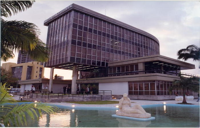 O programa permite a possibilidade de realização das atividades no formato híbrido, combinando trabalho presencial e remoto/Foto? Reprodução/MPF-PE O programa permite a possibilidade de realização das atividades no formato híbrido, combinando trabalho presencial e remoto/Foto? Reprodução/MPF-PE