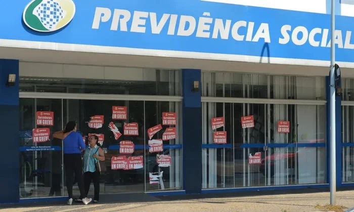 Mais de 100 serviços podem ser agendados por meio do site Meu INSS/foto: Agência Brasil Mais de 100 serviços podem ser agendados por meio do site Meu INSS/foto: Agência Brasil