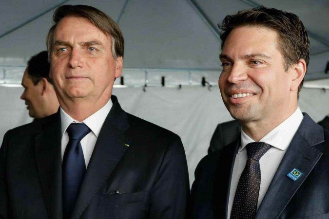 Bolsonaro e Ramagem/foto: Carolina Antunes/PR Bolsonaro e Ramagem/foto: Carolina Antunes/PR
