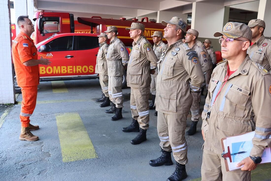 O Governo do Estado vem realizando investimentos no Corpo de Bombeiros e, em abril, entregou 14 novas viaturas para cobertura de operações e 14 motos de salvamento aquático com reboque/Foto: Divulgação O Governo do Estado vem realizando investimentos no Corpo de Bombeiros e, em abril, entregou 14 novas viaturas para cobertura de operações e 14 motos de salvamento aquático com reboque/Foto: Divulgação