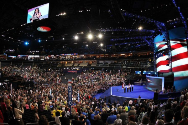 o Partido Democrata registrou a maior arrecadação de fundos em um só dia para sua campanha de 2024/Créditos: Streeter Lecka/Getty Images/AFP o Partido Democrata registrou a maior arrecadação de fundos em um só dia para sua campanha de 2024/Créditos: Streeter Lecka/Getty Images/AFP