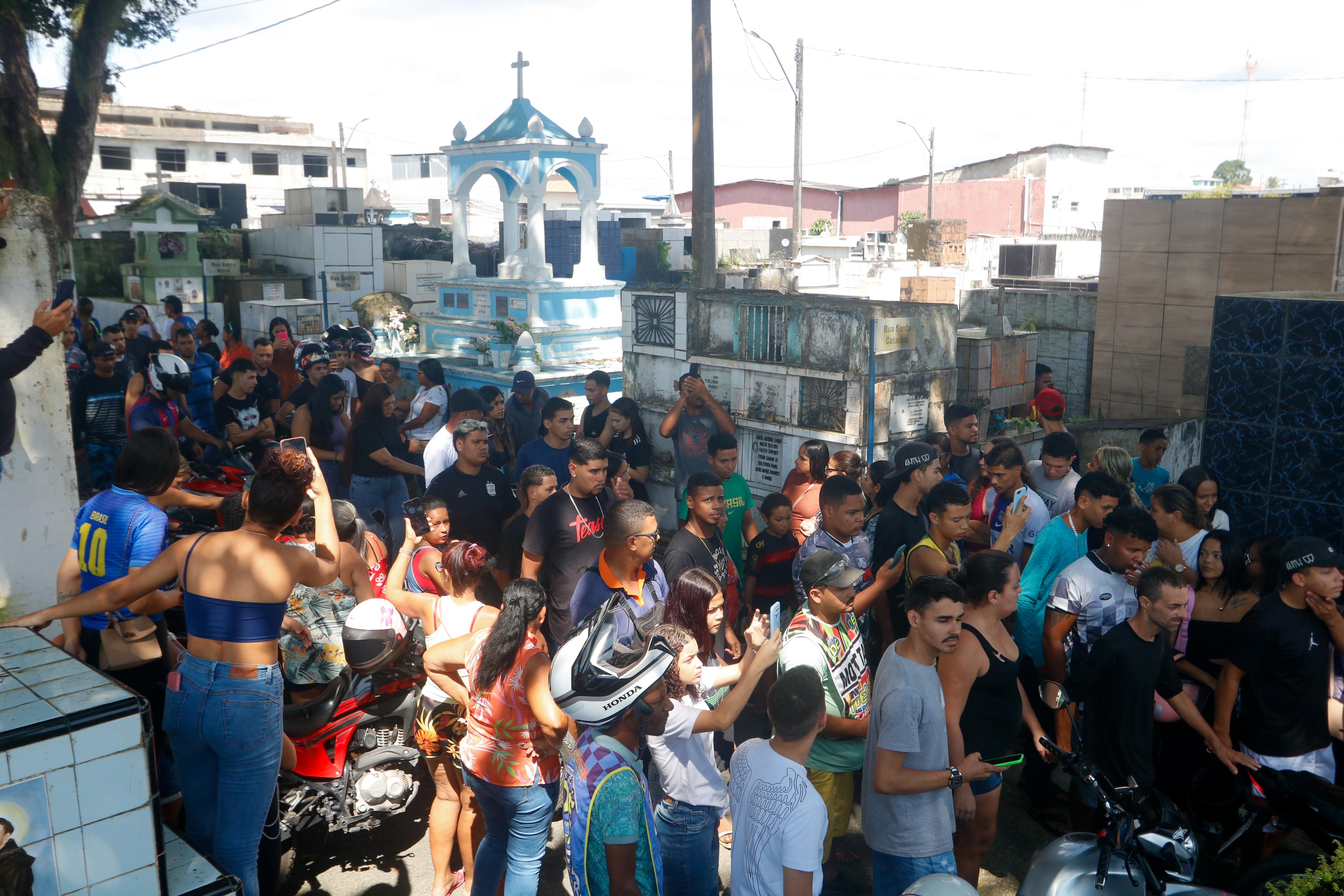 Seis pessoas morreram com o impacto da colisão/Foto: Marina Torres/DP Seis pessoas morreram com o impacto da colisão/Foto: Marina Torres/DP