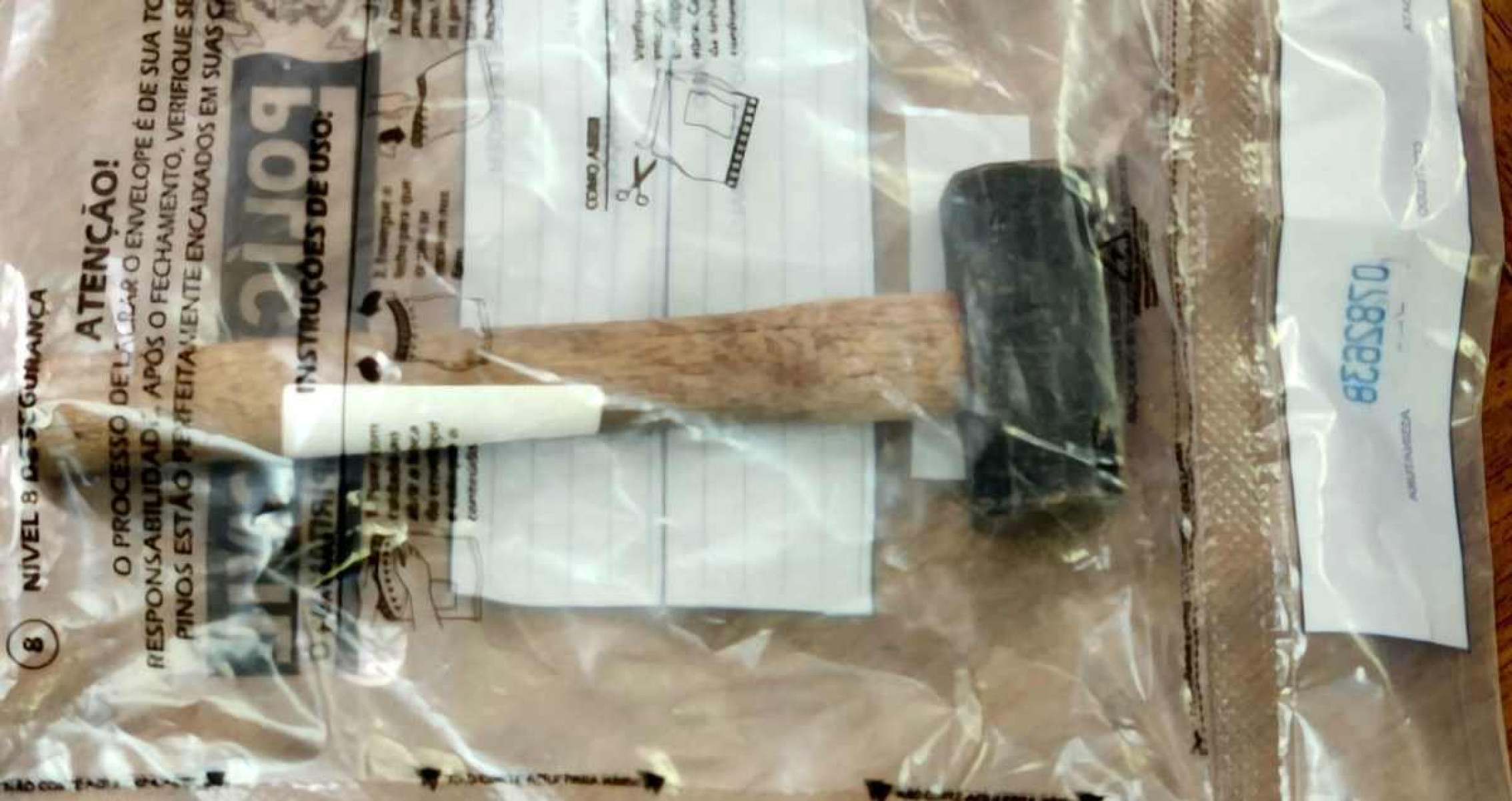 Marreta usada para cometer o duplo homicídio na Serra (ES)