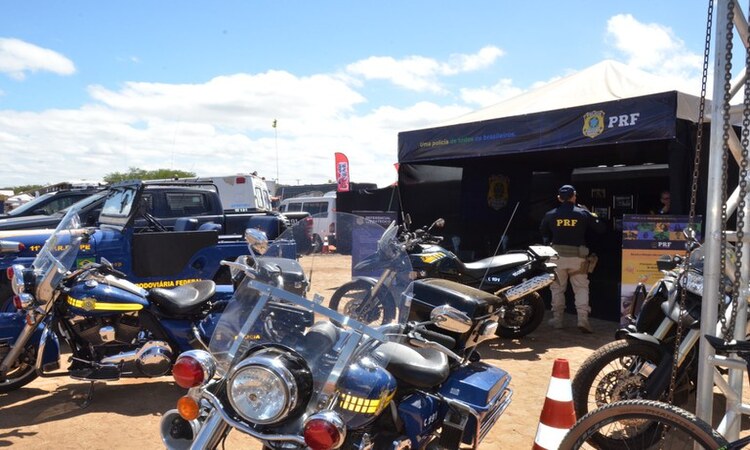 o evento ter&aacute; a exposi&ccedil;&atilde;o de viaturas hist&oacute;ricas, apresentadas por policiais rodovi&aacute;rios federais aposentados/Foto: Divulga&ccedil;&atilde;o/PRF