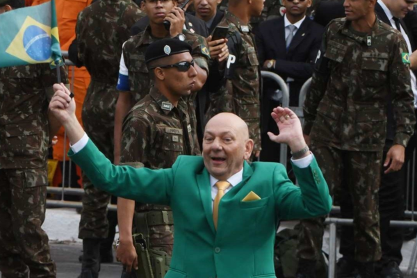 Desfile 7 de Setembro, com o Presidente Jair Bolsonaro e manifestação com apoio dos seus Eleitores/Crédito: Ed Alves/CB Desfile 7 de Setembro, com o Presidente Jair Bolsonaro e manifestação com apoio dos seus Eleitores/Crédito: Ed Alves/CB