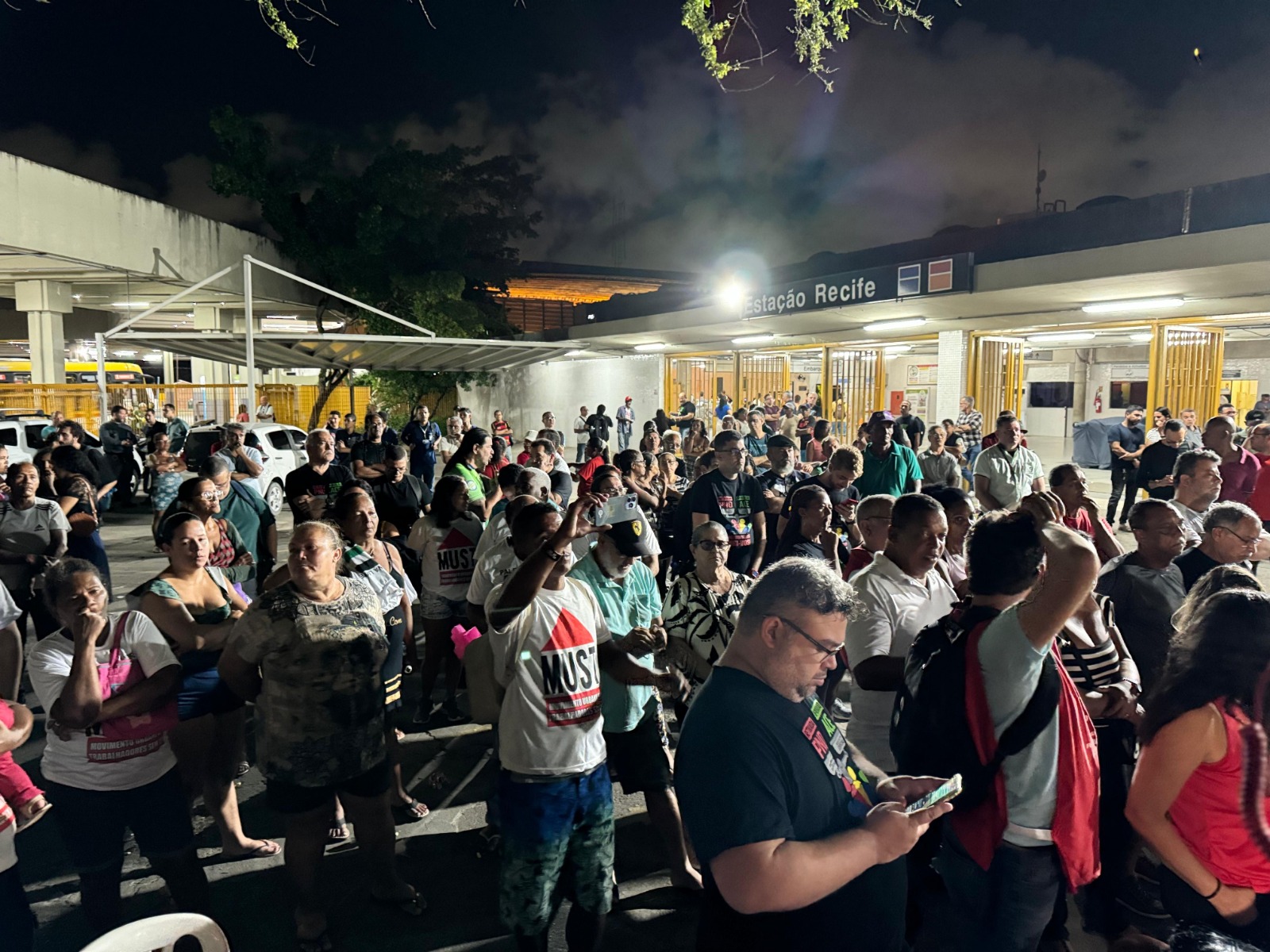 Assembleia Geral aconteceu na noite desta quinta-feira (25), no Centro do Recife/Foto: Guilherme Camilo/Divulgação Assembleia Geral aconteceu na noite desta quinta-feira (25), no Centro do Recife/Foto: Guilherme Camilo/Divulgação