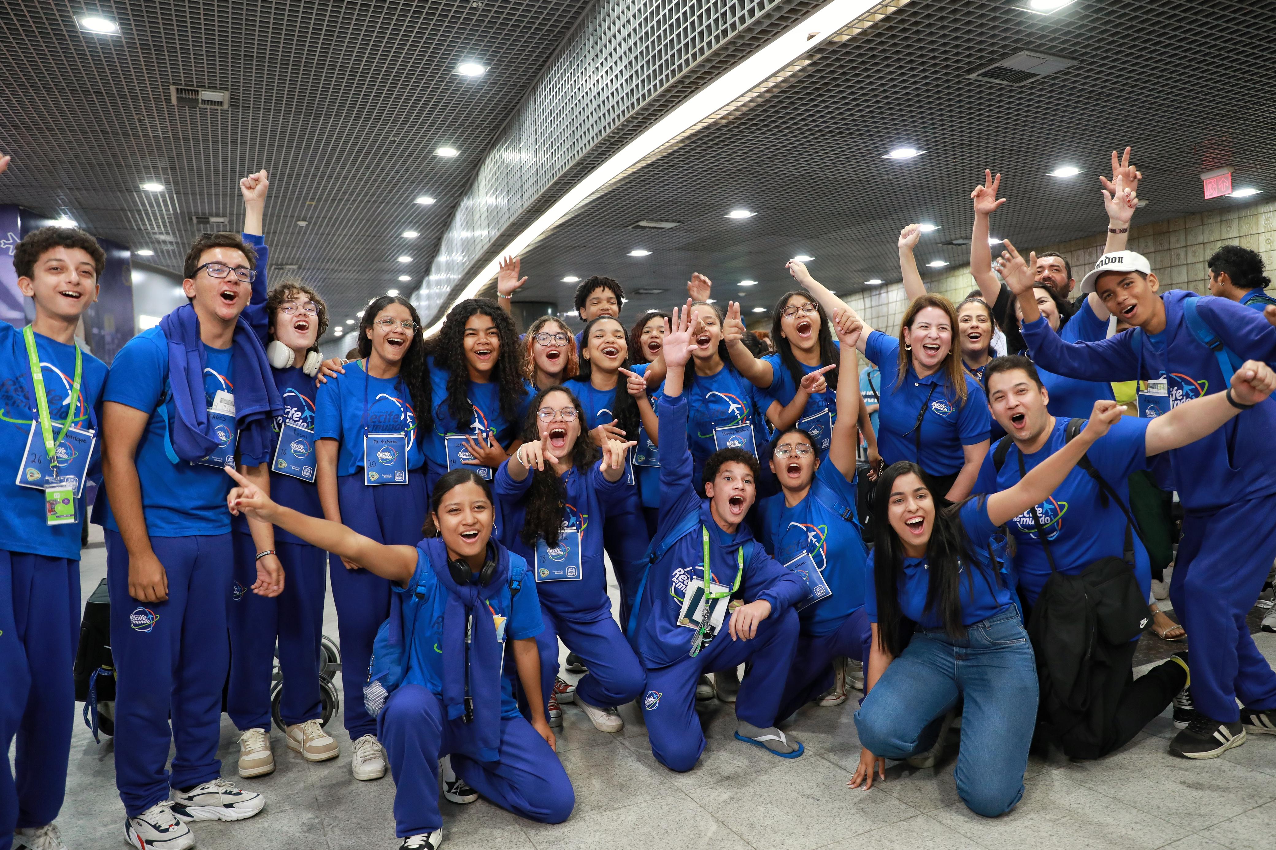Alunos e professores voltaram de intercâmbio/Foto: Prefeitura do Recife Alunos e professores voltaram de intercâmbio/Foto: Prefeitura do Recife