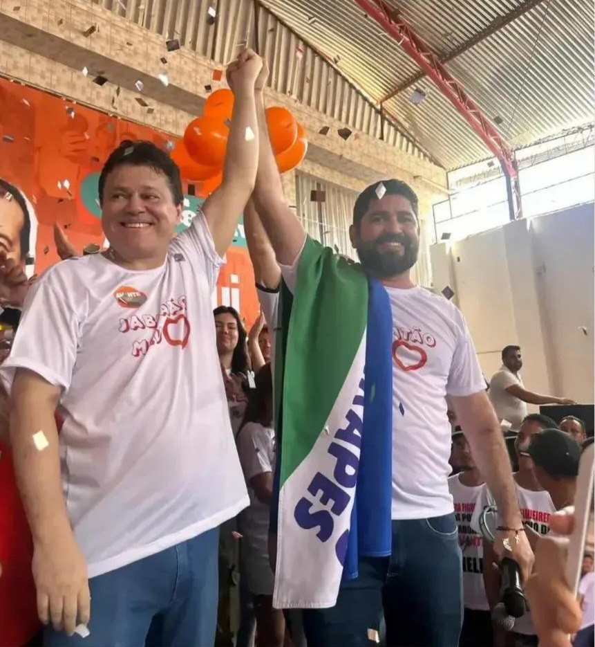 O candidato a vice, Beto Rabelo, ao lado do candidato a prefeito de Jaboatão, Daniel Alves./Foto: Reprodução/Redes Sociais O candidato a vice, Beto Rabelo, ao lado do candidato a prefeito de Jaboatão, Daniel Alves./Foto: Reprodução/Redes Sociais