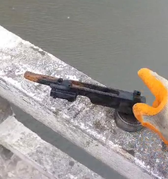 cano de arma foi achada no Capibaribe