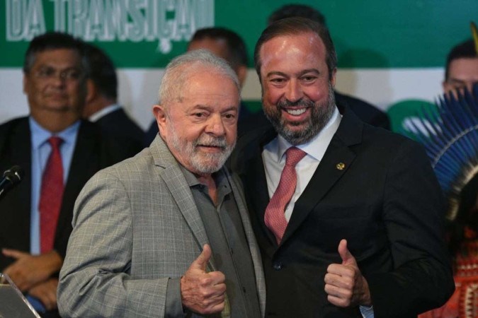 Lula pediu ao ministro de Minas e Energia que apresente proposta de novo marco legal para setor elétrico a fim de baixar conta de luz/foto: Ed Alves/CB/D.A Press