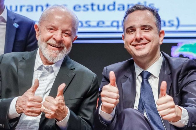 No centro da conversa entre petista e senador estaria o projeto que reonera gradativamente a folha de pagamento dos 17 setores da economia e os munic&iacute;pios de pequeno porte/foto: Ricardo Stuckert / PR