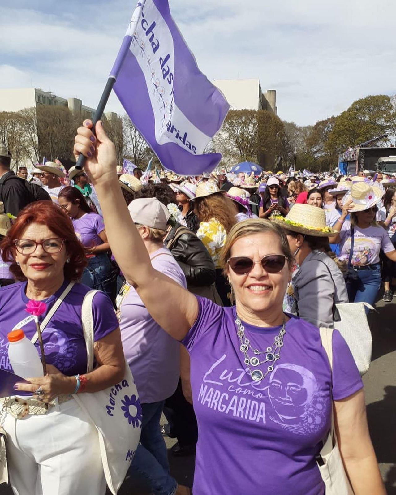 Já a coordenadora-geral do Centro de Mulheres do Cabo (CMC), Izabel Santos, que administra um dos movimentos sociais mais atuantes no ativismo do feminismo em Pernambuco, avaliou de forma positiva ps 18 anos da Lei Maria da Penha
