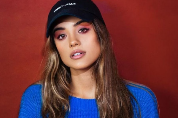 Isadora Pompeo é bastante famosa nas redes sociais/Cantora: Reprodução Isadora Pompeo é bastante famosa nas redes sociais/Cantora: Reprodução