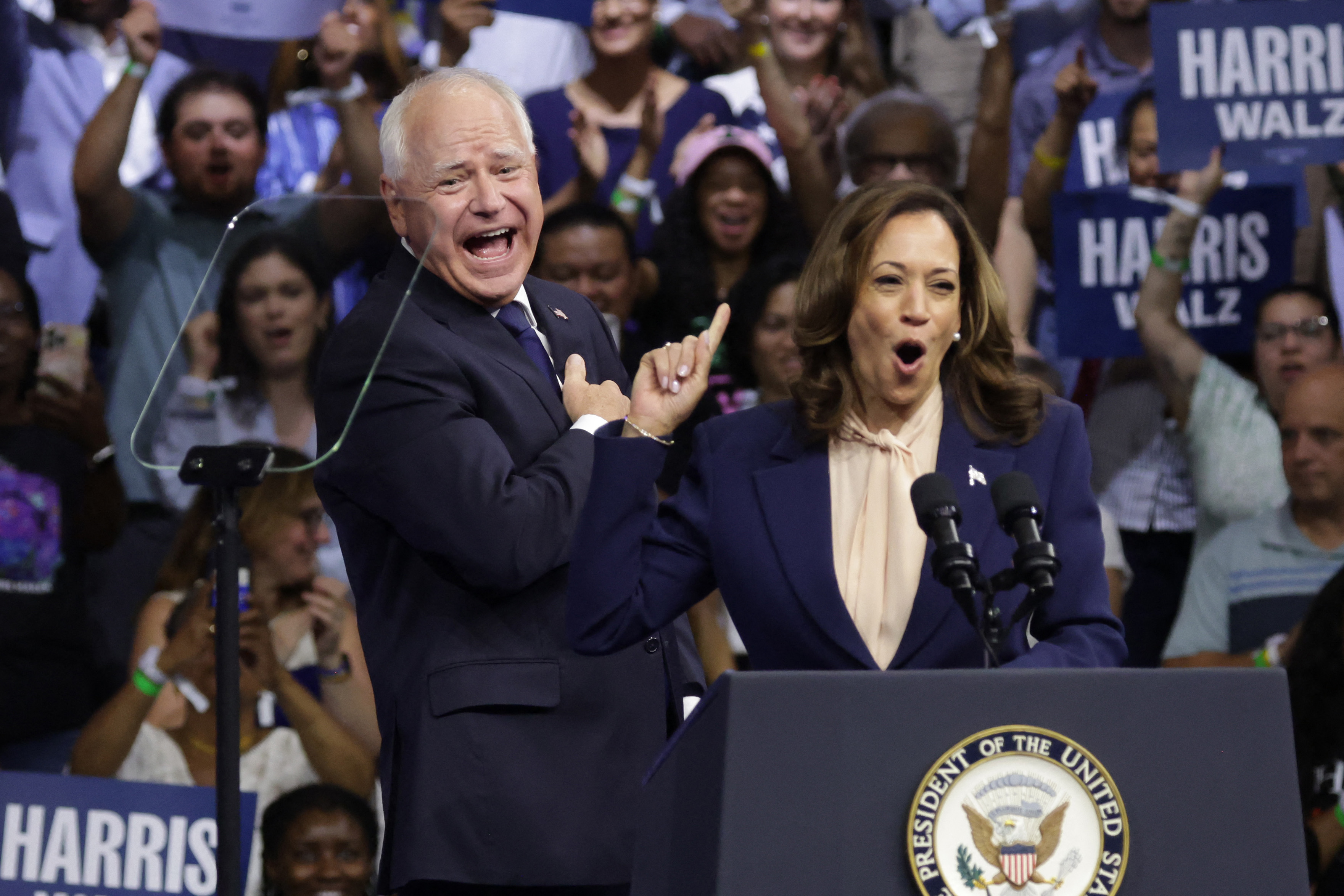 Escolha de Tim Walz como vice de Kamala Harris elevou o entusiamo dos democratas/foto: ALEX WONG / GETTY IMAGES NORTH AMERICA / Getty Images via AFP Escolha de Tim Walz como vice de Kamala Harris elevou o entusiamo dos democratas/foto: ALEX WONG / GETTY IMAGES NORTH AMERICA / Getty Images via AFP